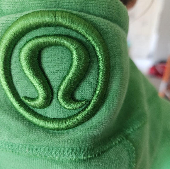 Lululemon Size 6 Green Scuba Hoodie - Picture 5 of 11